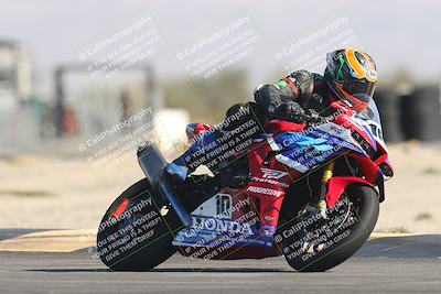 media/Oct-30-2025-Racers Edge (Thu) [[dabbdaf680]]/2-A Group/Session 2 (Turn 16)/